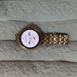 Kate Spade scallop smartwatch